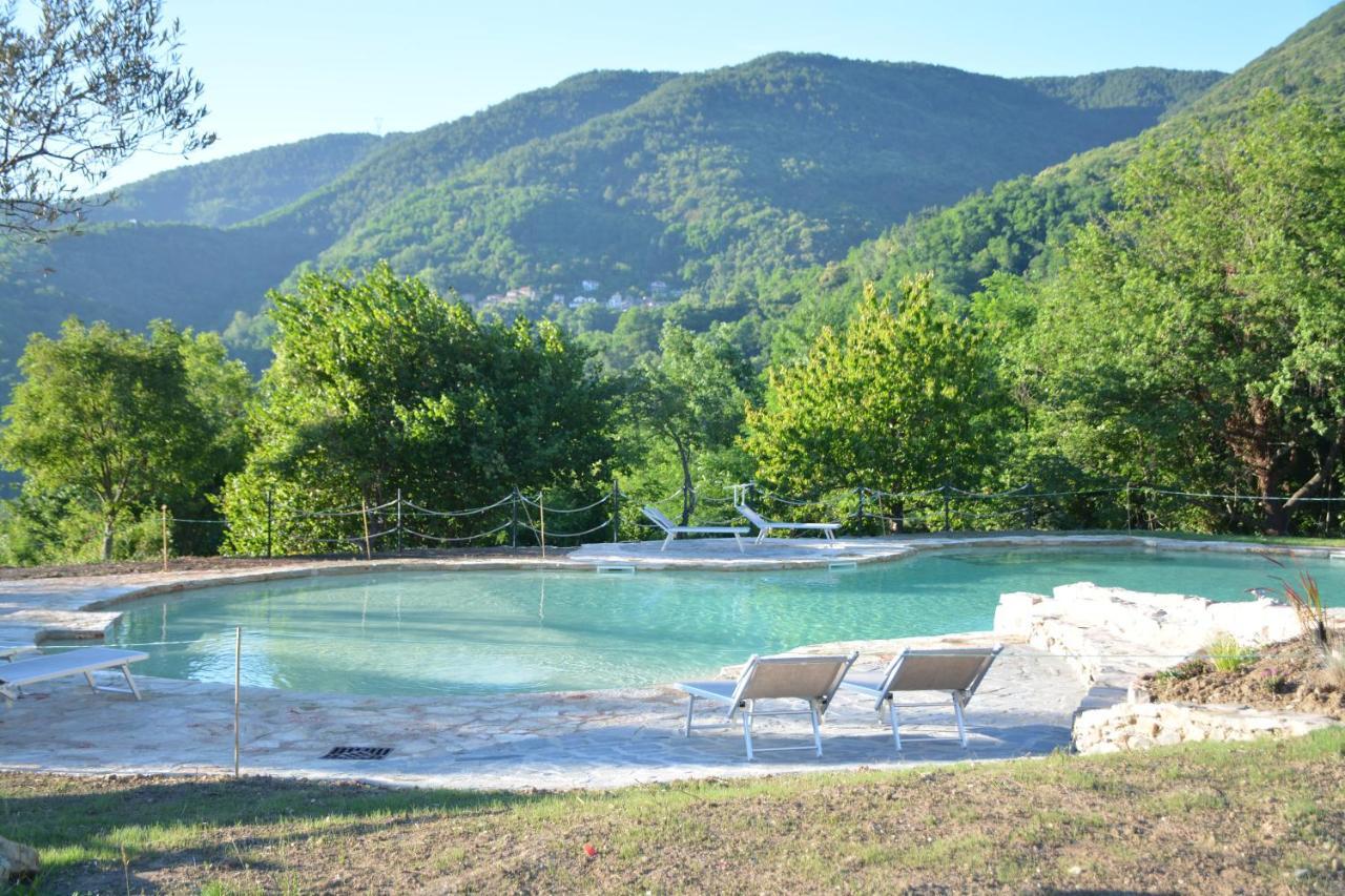 Agriturismo Podere Conti Filattiera Exterior foto